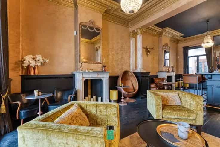 Luxueuze gerenoveerde woning met bar wellness en sauna