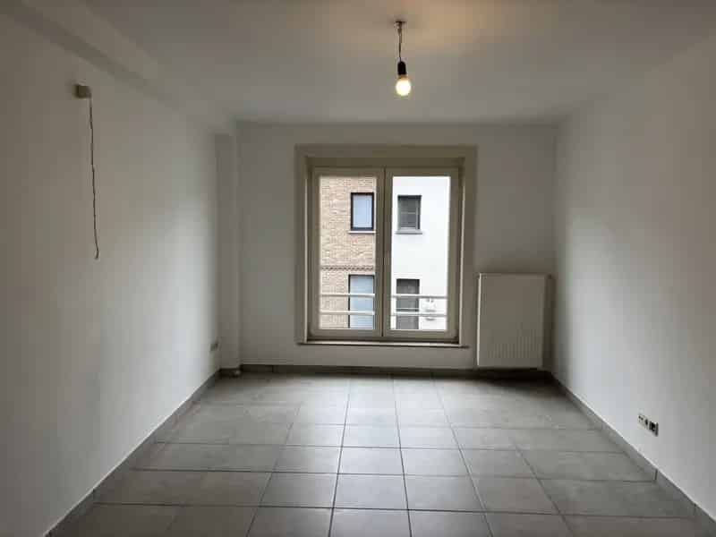 NIEUWERKERKEN - Appartement op centrale ligging