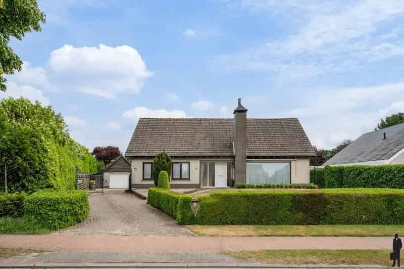 Rustig wonen in het groen, ruime gezinswoning in Meerle!