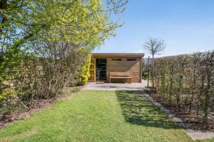 Huis Te Koop: Energiezuinige Open Bebouwing met Dubbele Garage