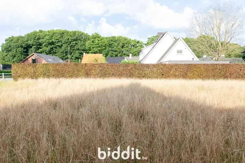 RUSTIG GELEGEN BOUWGROND