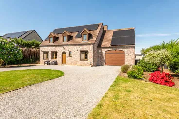 Huis Te Koop Hannut 4 Slaapkamers Grote Tuin