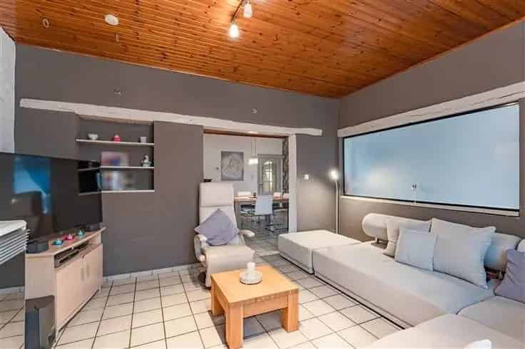 Huis Te Koop Wintershoven 3 slaapkamers Grote Tuin