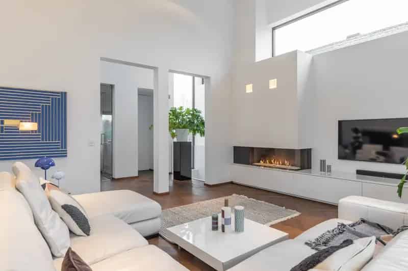 Moderne villa te Peer.