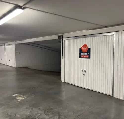 Garagebox centraal gelegen te Middelkerke