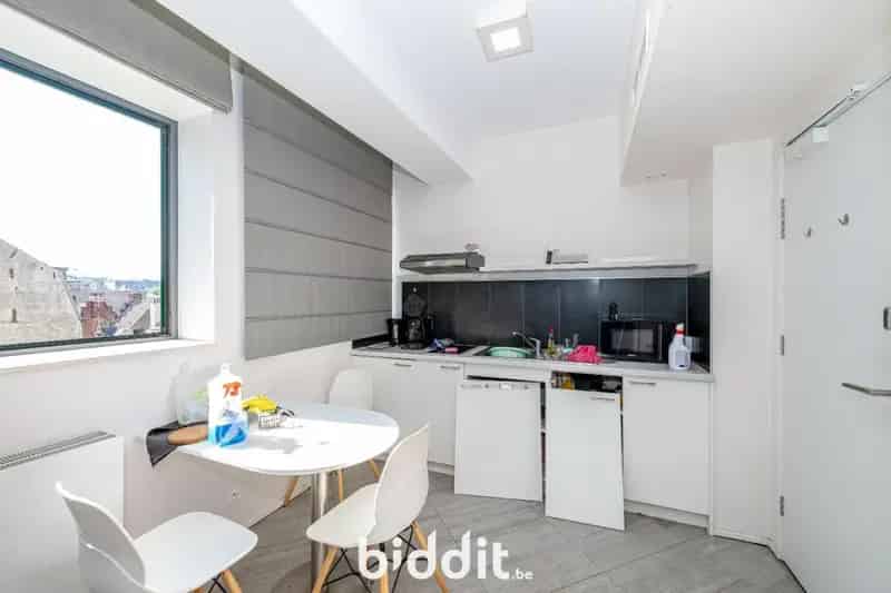 Appartement/studio lot 5.E2 op 5e verd.