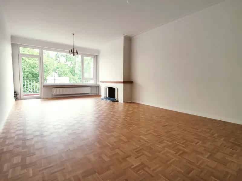 Gerenoveerd Appartement 2 slaapkamers Wilrijk