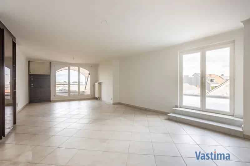 Penthouse met twee terrassen en panoramisch uitzicht over Aalst
