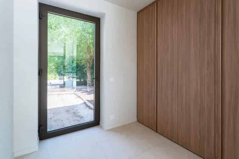 luxueuze nieuwbouwvilla met 3 slpks, garage en riante tuin