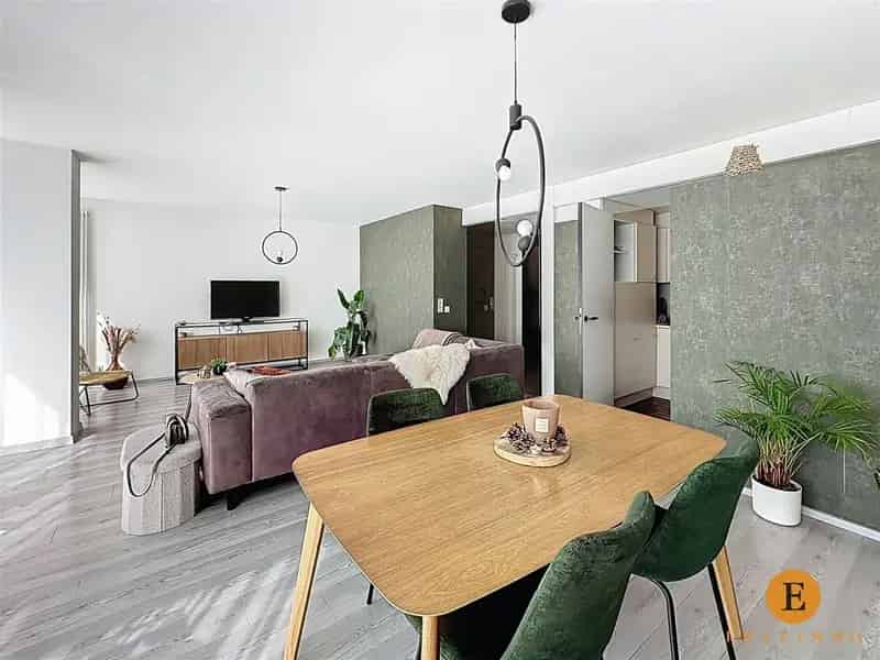 Ruim appartement te huur 3 slaapkamers topligging
