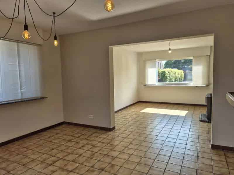 Huis te huur Wichelen 2 slaapkamers tuin parking