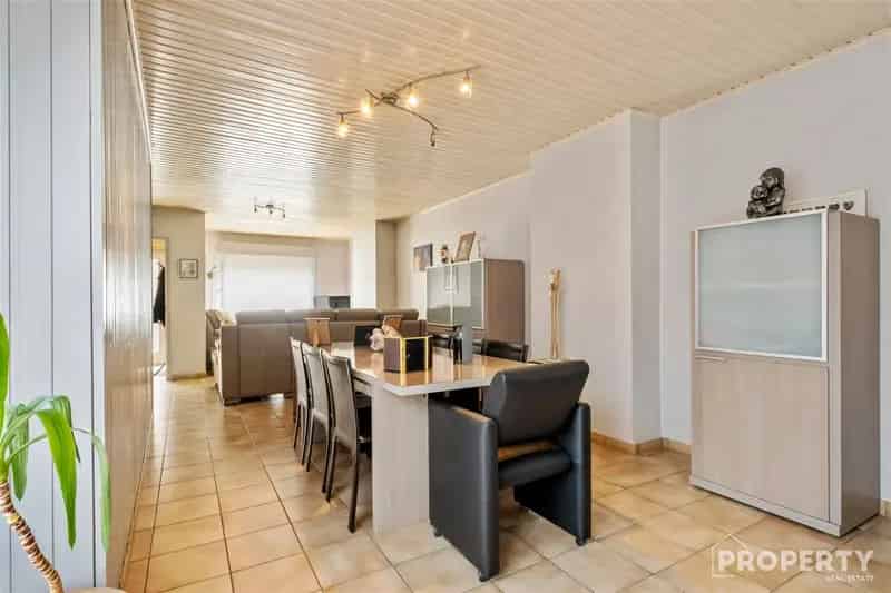Huis te koop Wevelgem: Gezinswoning met potentieel