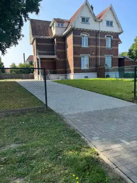 Woning met 5 slaapkamers op 8a29