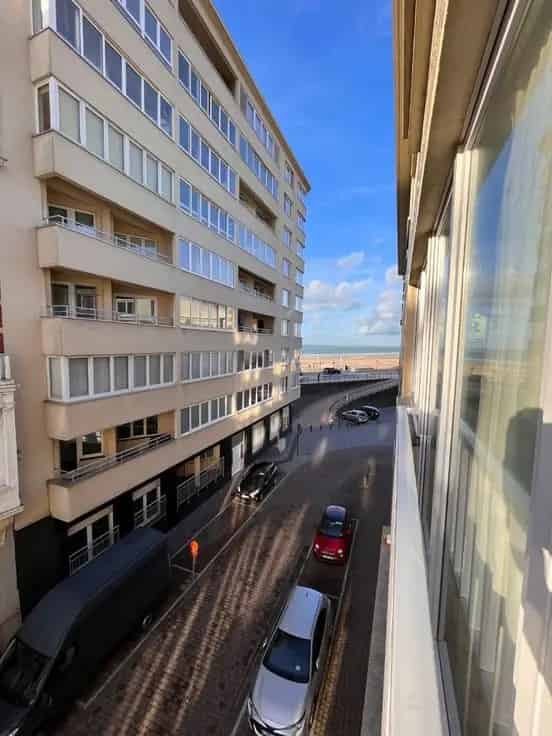Appartement Te Koop 1 Slaapkamer Strand Terras Zeezicht