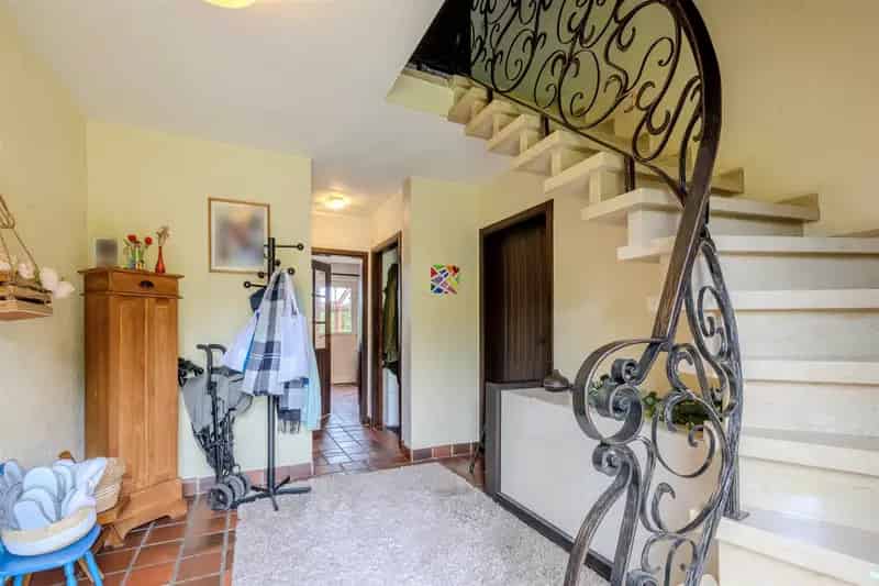 OB met 4 slpks op een perceel van 1.181m²