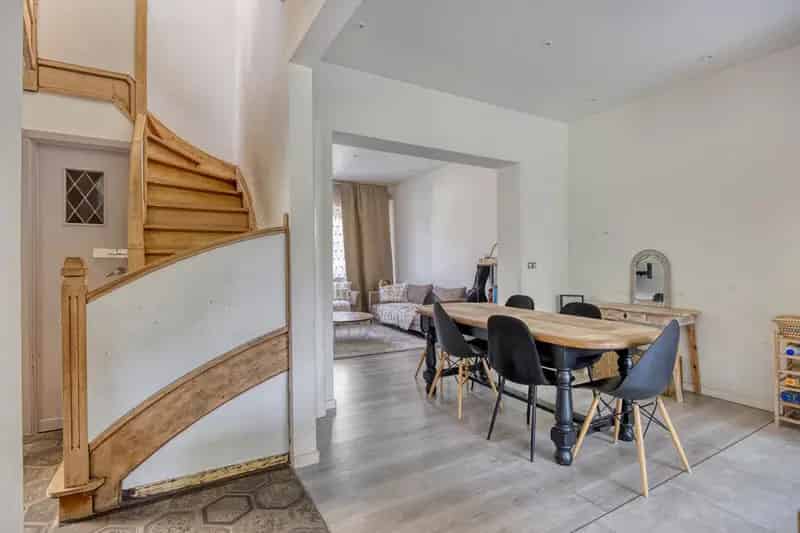 immo DAVID stelt voor: instapklare 3-gevelwoning