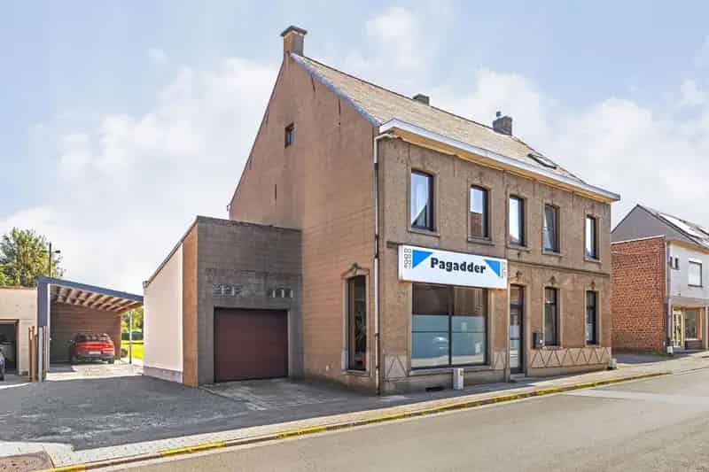 Uitzonderlijk handelspand met woonst in centrum Pamel