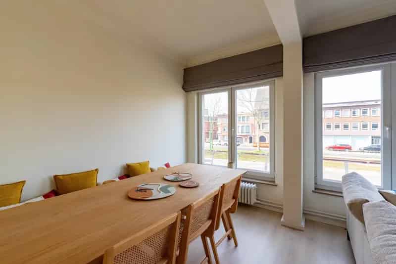 Stijlvol gerenoveerd appartement 8515142