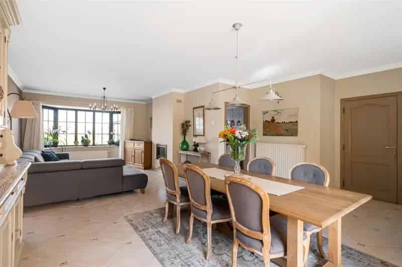Perfect instapklare woning op 5007 m² te Sint-Katelijne-Waver