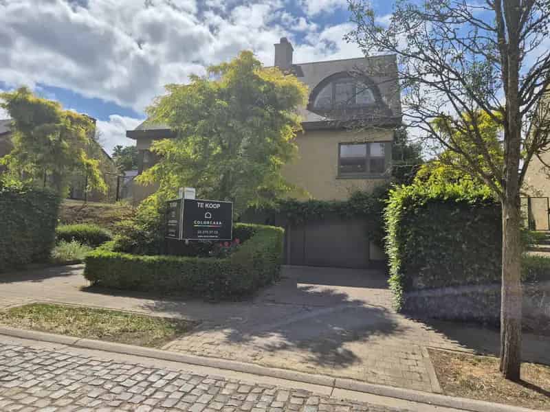 Ruime Villa te Huur in Kobbegem