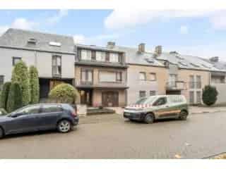 Huis te Koop Pelt - 3 slaapkamers, garage en stadstuin