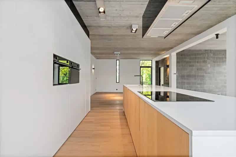 ANTWERPEN - BERCHEM - Unieke multifunctionele loftwoning