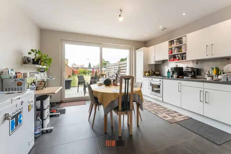 Toffe rijwoning in RSL!