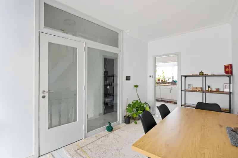 Instapklare woning met 3 slpk's, garage en terras