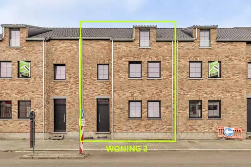 DRIE NIEUWE BEN-WONINGEN IN NEREM