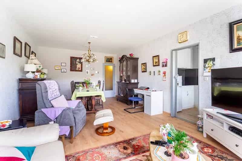 Vernieuwd appartement op de 2de verdieping 8532484