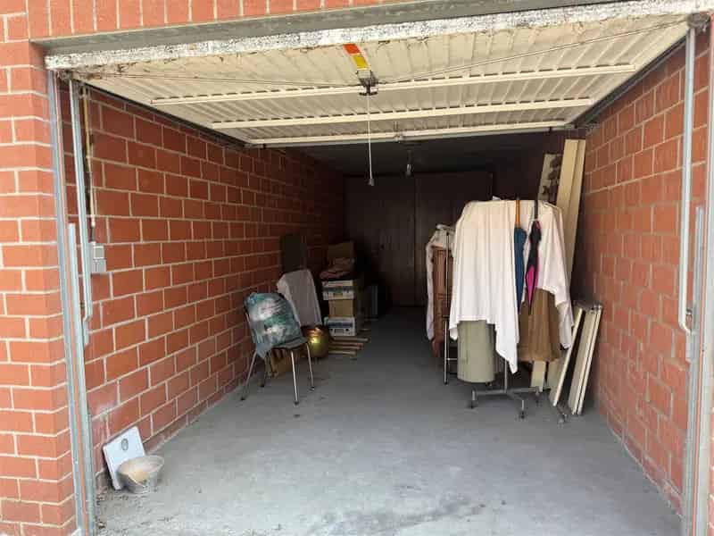 Garage te koop