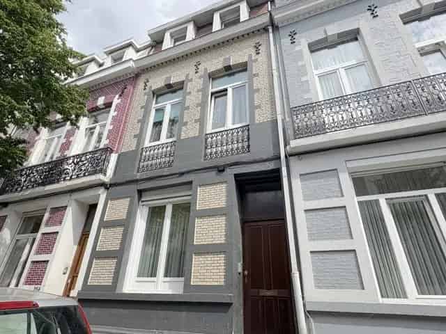 Appartementsblok
te koop te Schaerbeek