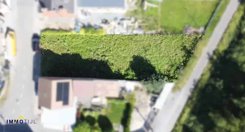 Zuid georiënteerd perceel bouwgrond voor halfopen woning!