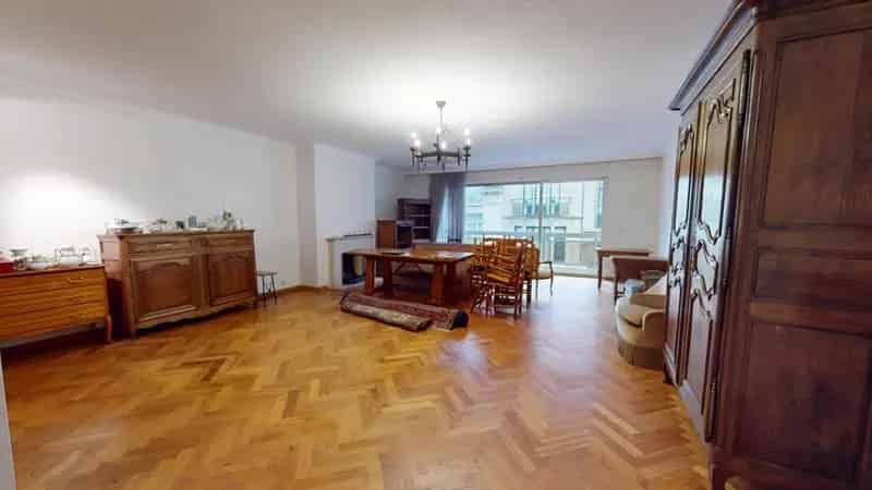Appartement
te koop te Woluwe-Saint-Pierre