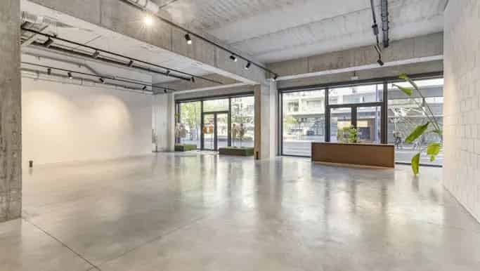 Handelspand te huur in De Munt 18-19, Roeselare - Dewaele