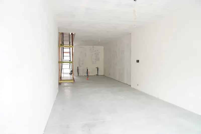 Gerenoveerde rijwoning in Lokeren, centrum.