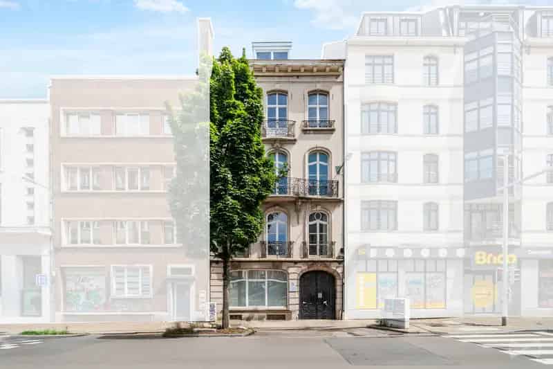 Appartement met drie slaapkamers in Ixelles