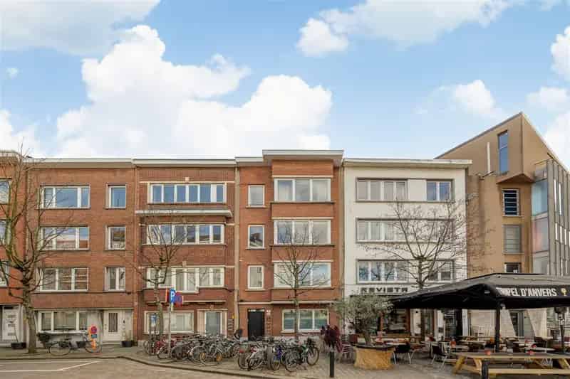 Gelijkvloers appartement te koop in Antwerpen