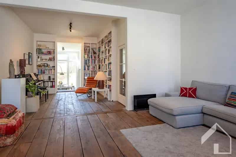 Bijzonder charmante woon-werk combinatie