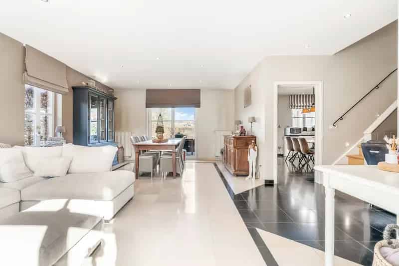 Instapklare, vrijstaande woning te Zichen