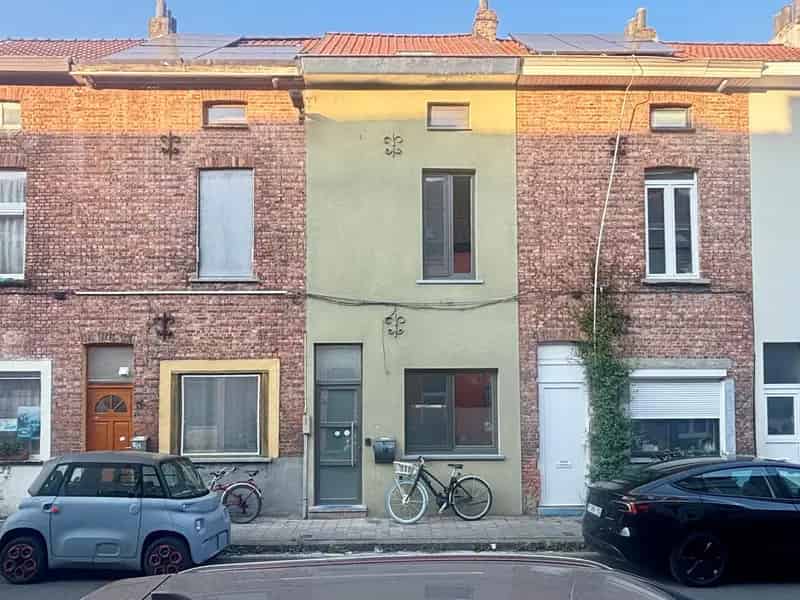 Charmante stadswoning met 2 slpk + bureau in Gent