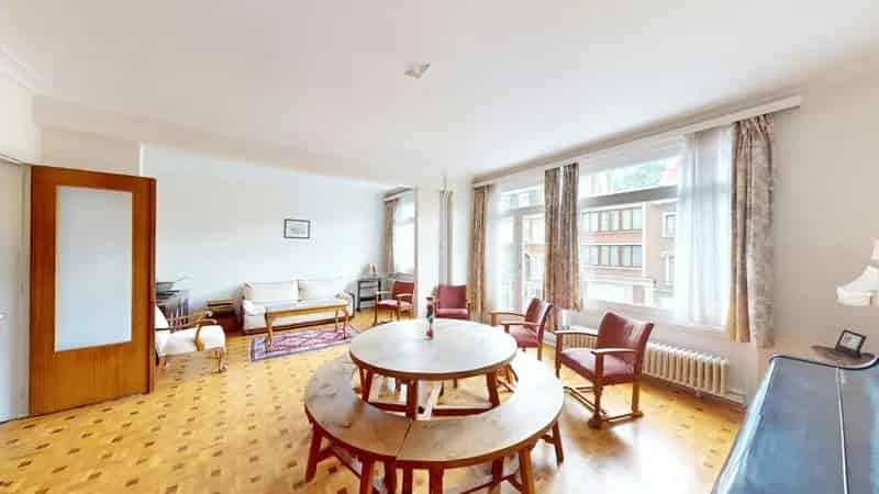 Appartement
te koop te Schaerbeek