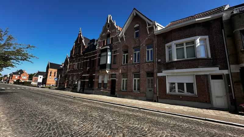 Ruime woning met tuin in centrum Lokeren