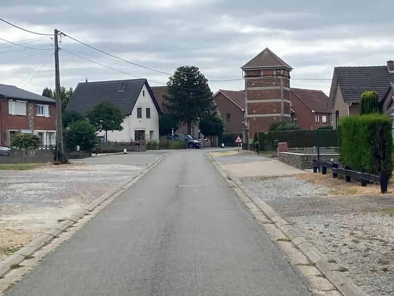 TE KOOP: 2 percelen bouwgrond voor halfopen bebouwing in Bree (Gerdingen)