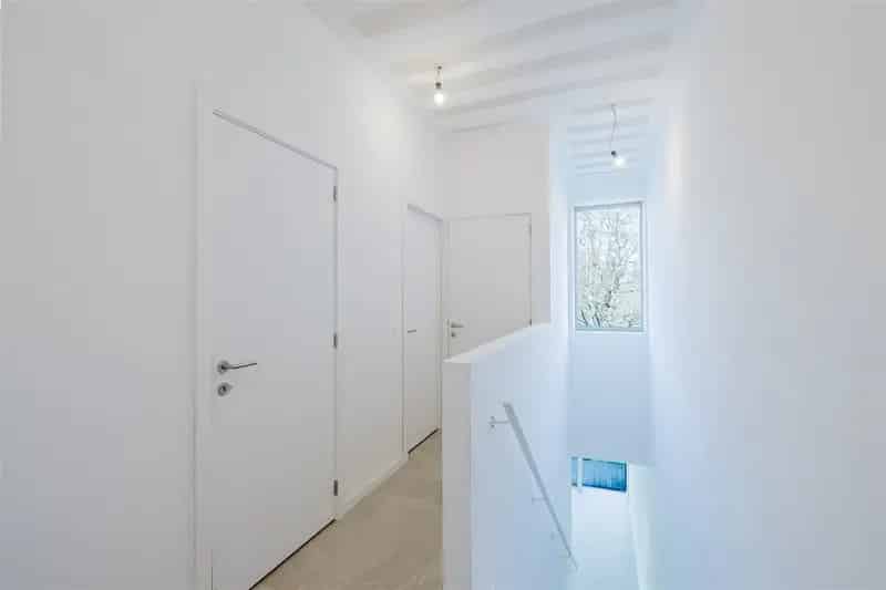 ruime nieuwbouw duplex met uitzicht op natuur en weilanden